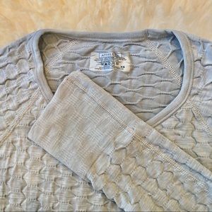 Athleta Light Gray Long Sleeve Thermal Tee (XS)